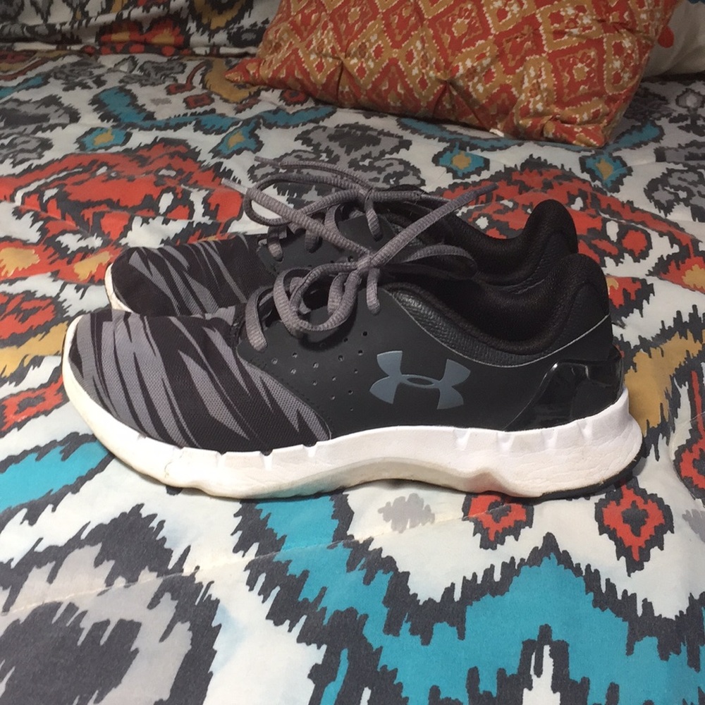 Boys under armour shoes